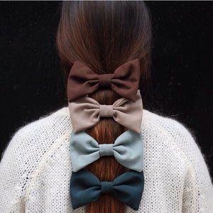 American Apparel Hair Bow
